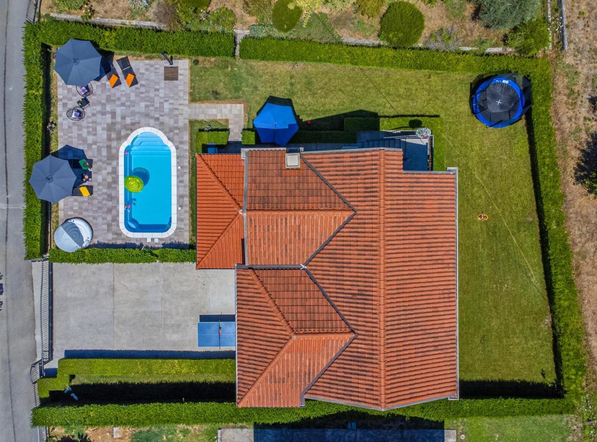 Green Paradise With Swimming Pool Gruda Exterior foto
